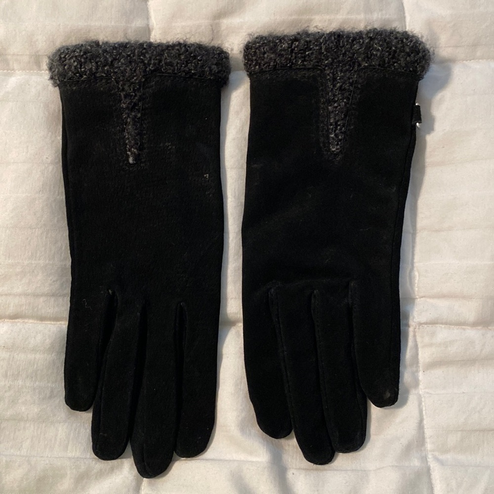 Gloves